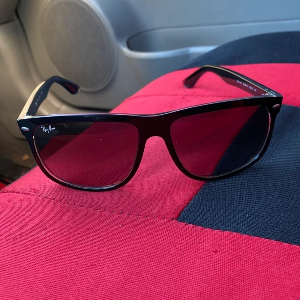 Ray-ban sunglasses - Picture 3 of 3